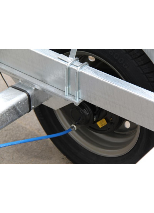 Remorque bateau 3500kg moteur 3 essieux 1350kg