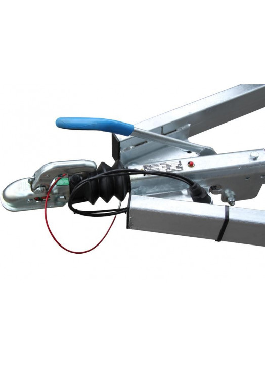 Remorque bateau 3500kg moteur 3 essieux 1350kg