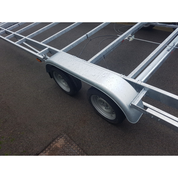 TH 7m80 ST 3500 kg 2 x 1800 kg