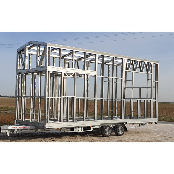 Structure 720 x 244 à partir de 7 145.00 € suivant modèle ou personnalisation.