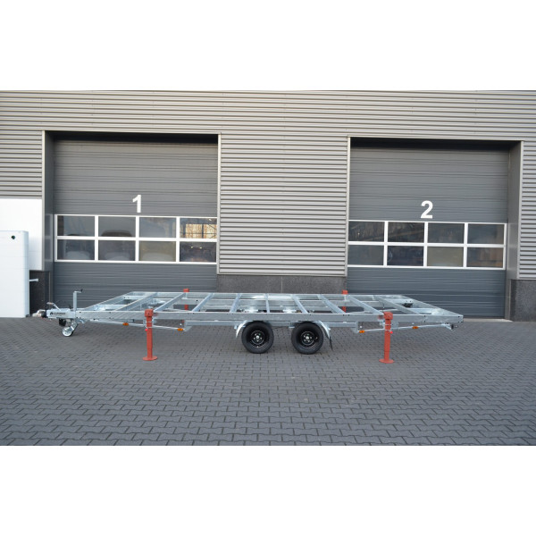 DT 5m40 x 3m Version amovible 2 x essieux 1800 kg + deck