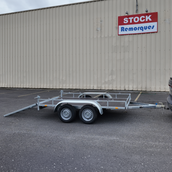 Transporteur 3mx1m51 avec hayon