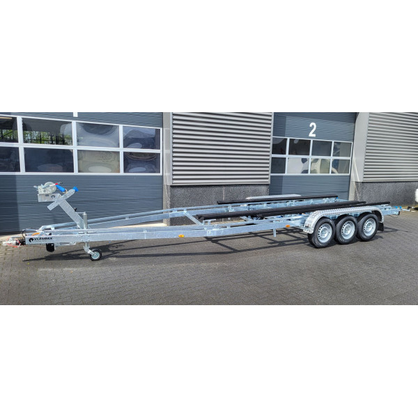 8m40-2m55 a patins 3X1350 kg - 3500 kg - VLEMMIX - Remorque Porte-Bateau