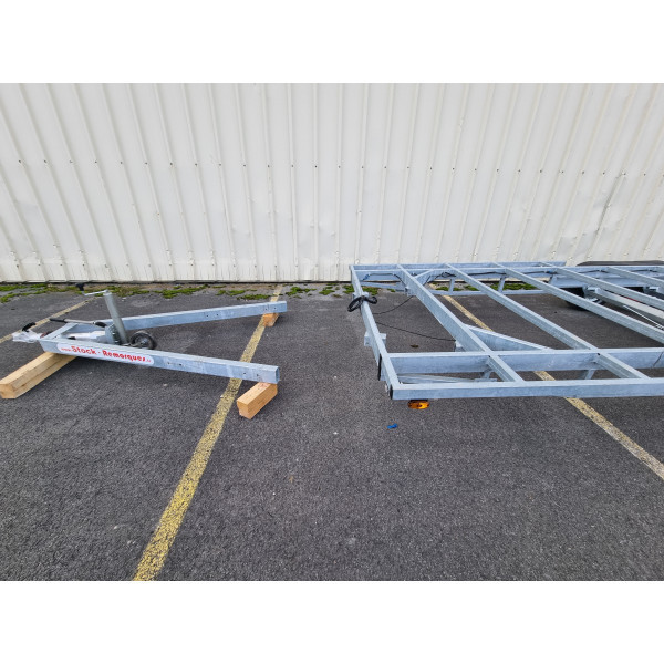 RTD 8m40 x 2m44 - 3500 kg - essieux 3 x 1350 kg