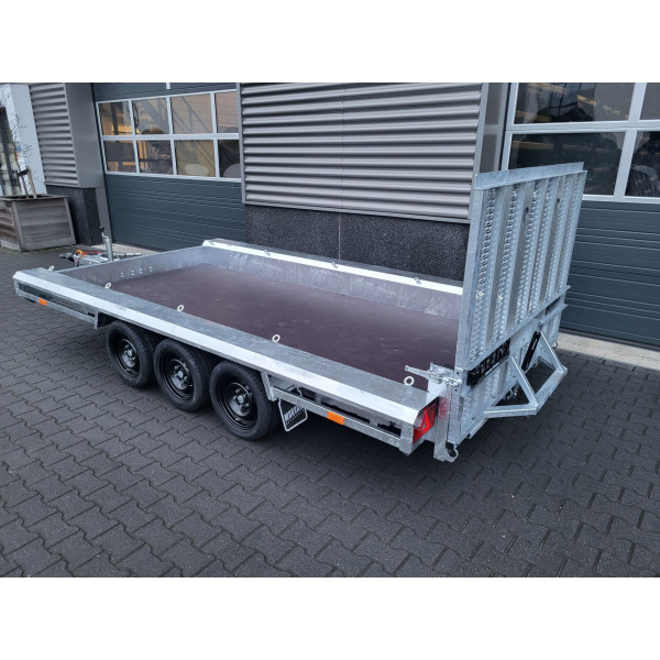 Porte engins 4m80x1m80 3T5 3 essieux de1800kg