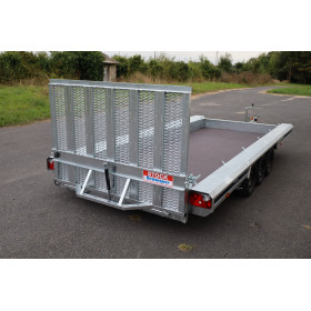 Porte engins 4m80x1m80 3T5 3 essieux de1800kg