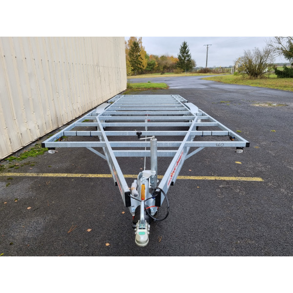 TH 6m60 x 2m44 version basse 2 x essieux 1800 kg (copie)