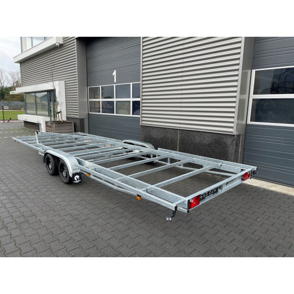 TH 7m80 x 2m44 version basse 2 essieu x 1800 kg