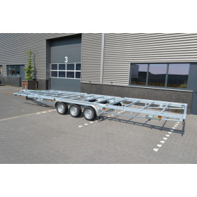 TH 7m80 x 2m44 version basse 3 essieu x 1350 kg