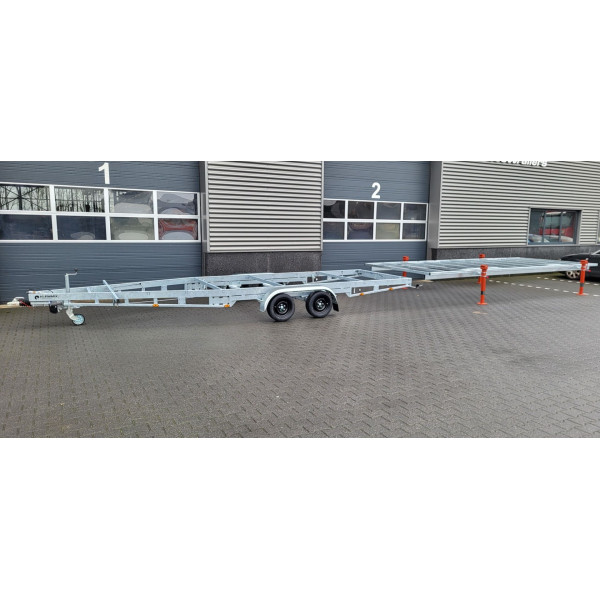 TH 6m x 2m44 detachable 2 x essieux 1800 kg + deck