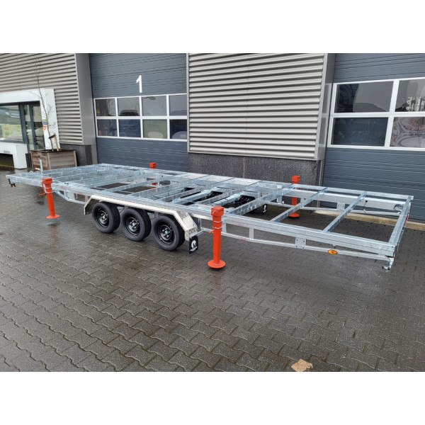 DT 7m20 x 2m44 Version amovible 3 x essieux 1350 kg + deck