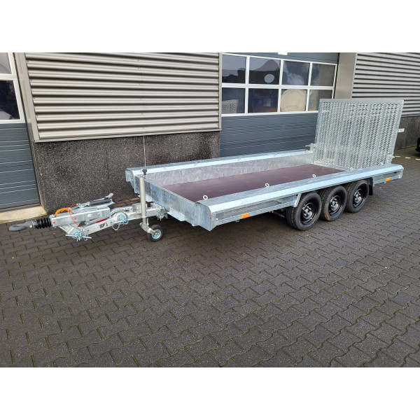 GTM 4m x 1m50 Gooseneck porte engin 3 x essieux 1350 kg