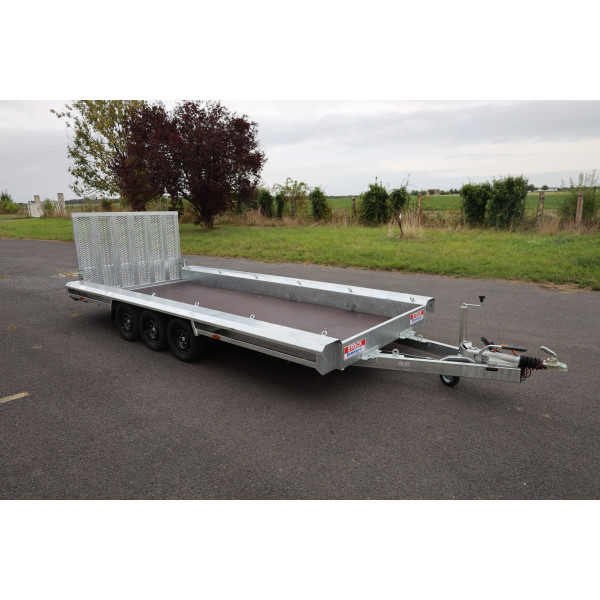 GTM 4m80 x 1m80 Gooseneck porte engin 3 x essieux 1500 kg