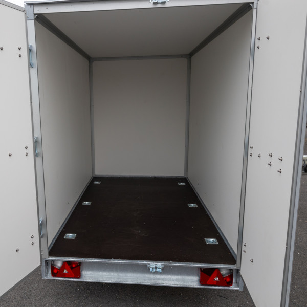 Fourgon - 2m57 x 1m51 x 1m80 2 x essieu 750 kg