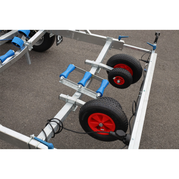 Location remorque porte bateau 3500kg 7m80 3 essieux