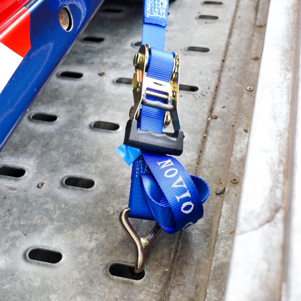 sangle d'arrimage pour transporteur de voiture avec boucle pour jante alu. 35mm x 1500mm polyester