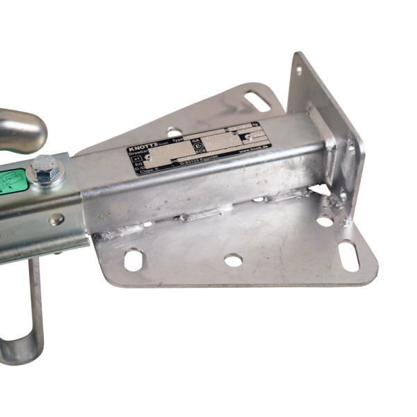 tôle à bord rabattu avec tête d'attelage KZE 7,5