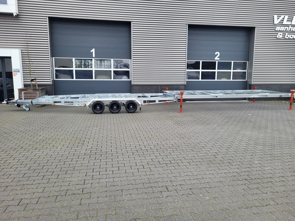 DT 6m x 2m44 Version amovible 3 x essieux 1350 kg + deck