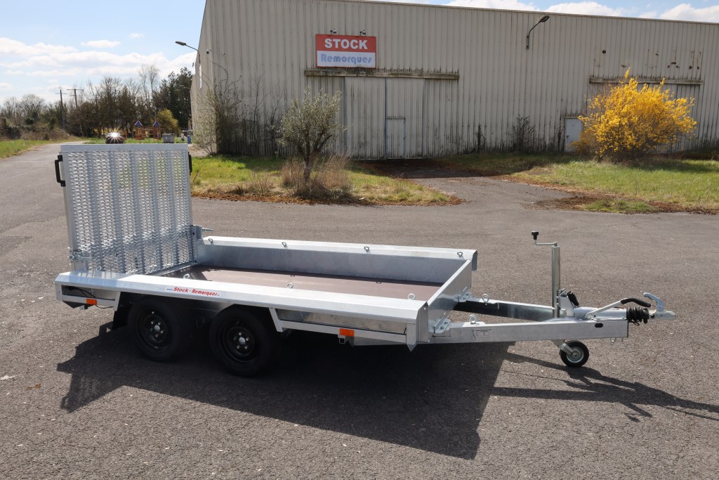 TM 3m x 1m50 porte engin 2 x essieux 1800 kg (photo)