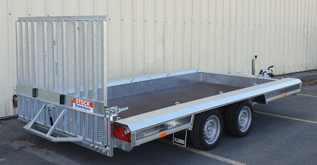 TM 4m x 1m80 porte engin 2 x essieux 1800 kg (photo)