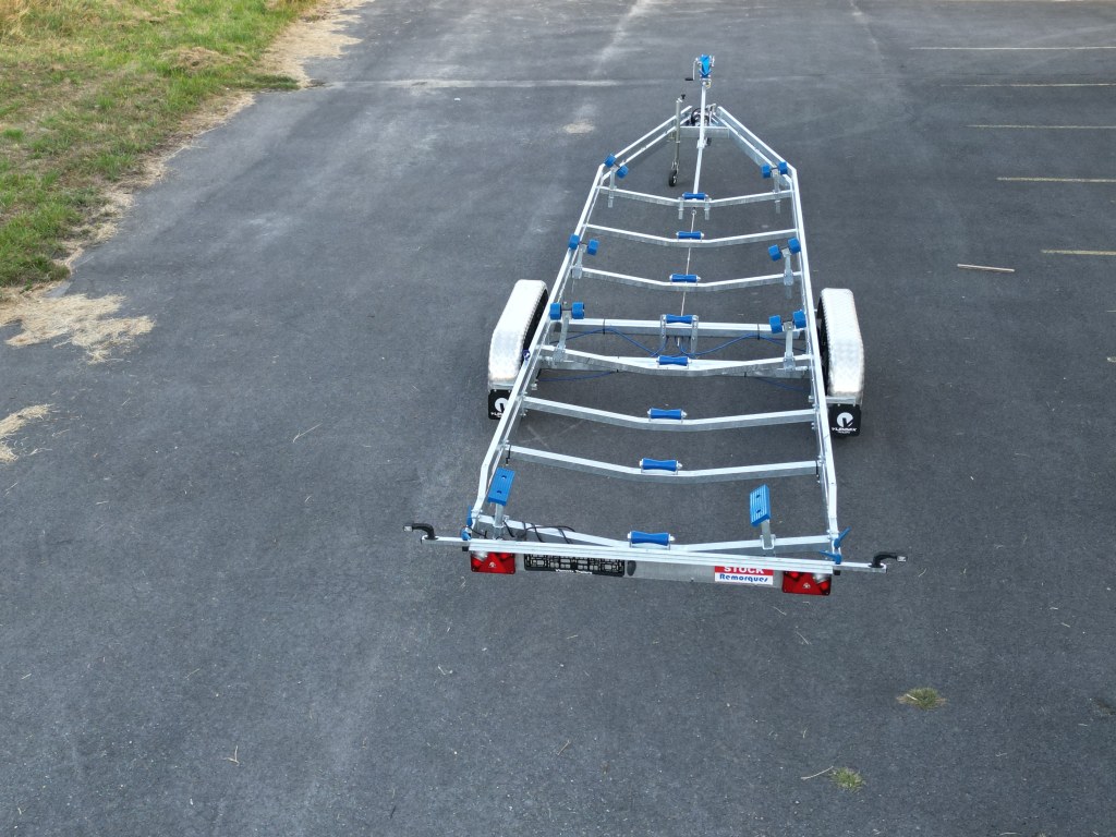 10m-2m55- 2X1800 kg - 3500 kg - VLEMMIX - Remorque Porte-Bateau (photo)