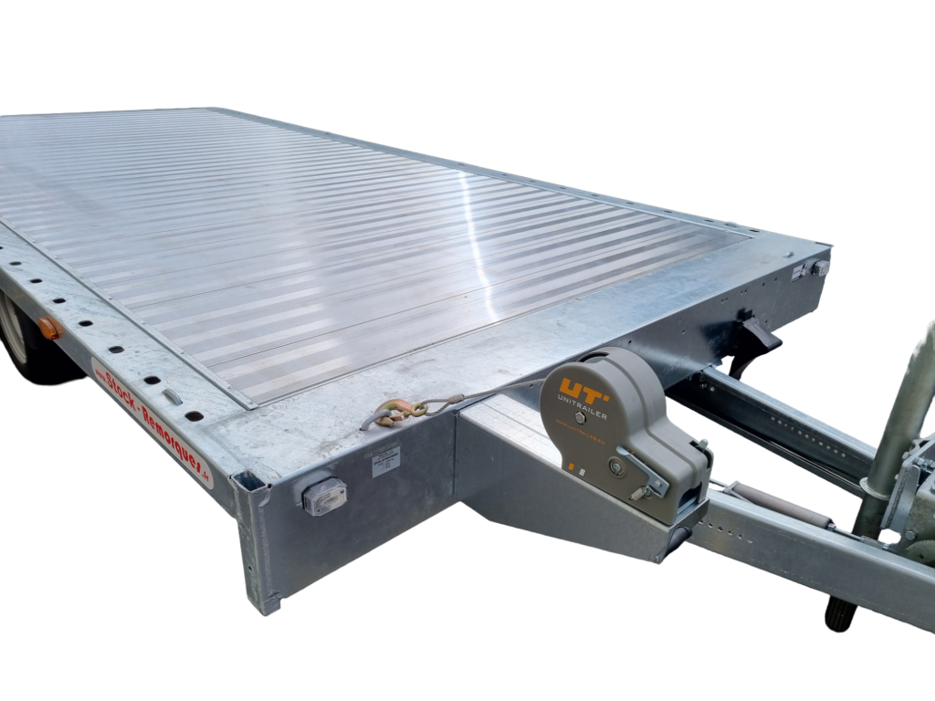 PLATEAU 4m50 3500kg FULL Alu (photo)