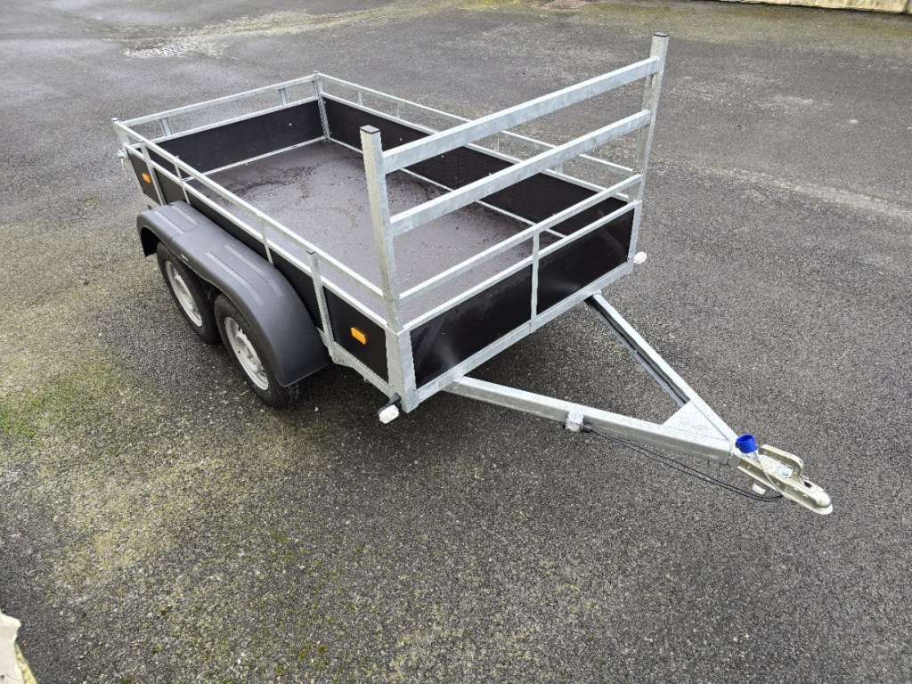 Remorque bois 2m57x1m31 2 essieux 750kg (photo)