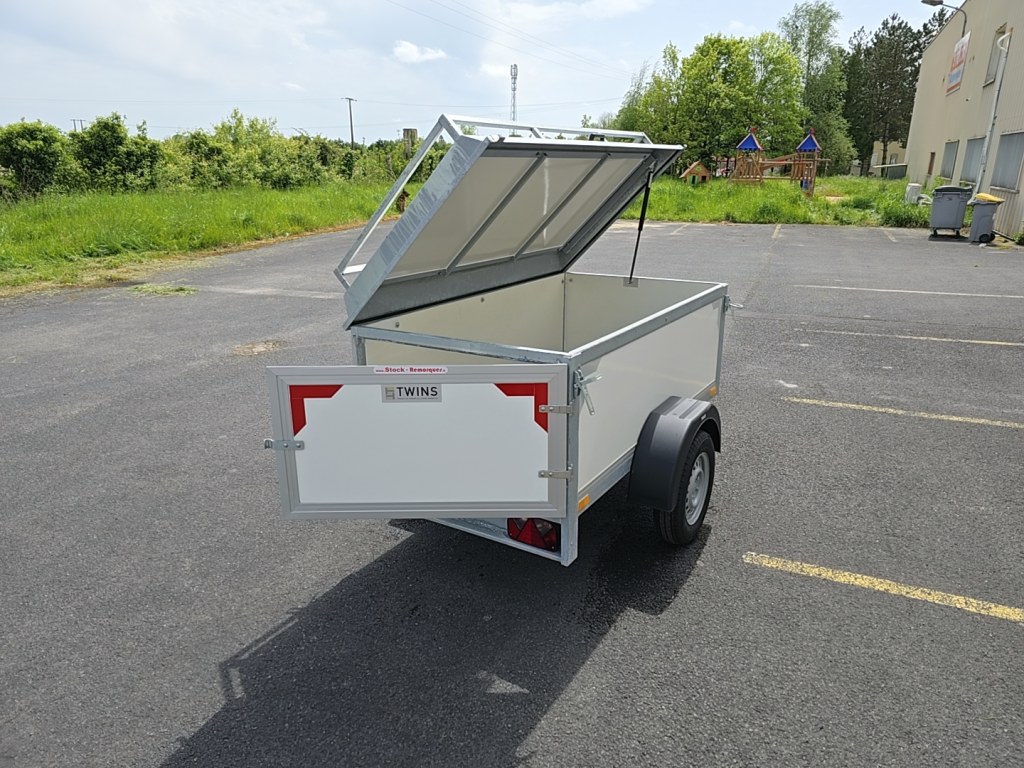 Location remorque plateau basculant 3mx1m70 PTAC : 1300kg (photo)