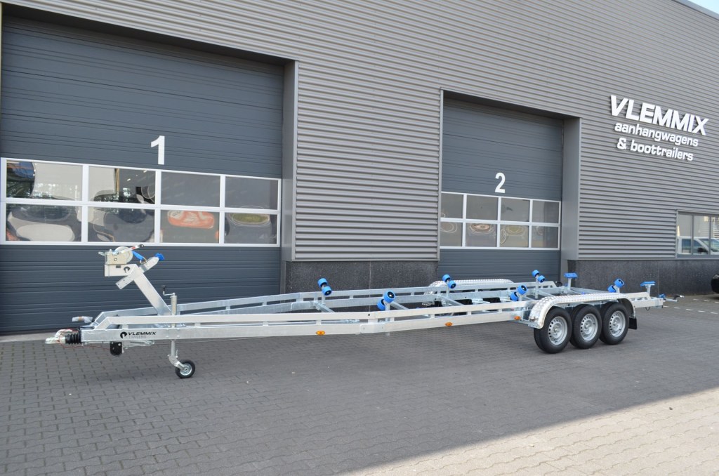 Vlemmix - 9m20-2m55 - 3x1500 kg - 3500 kg - VLEMMIX - Remorque Porte-Bateau (photo)