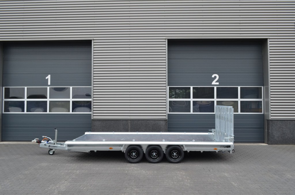 TM 4m80 x 1m80 porte engin 3 x essieux 1800 kg (photo)