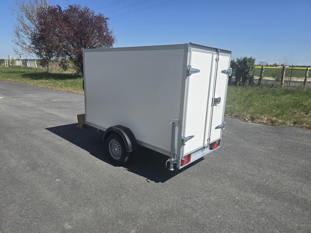 Fourgon - 2m57 x 1m31 x 1m50 750 kg (photo)