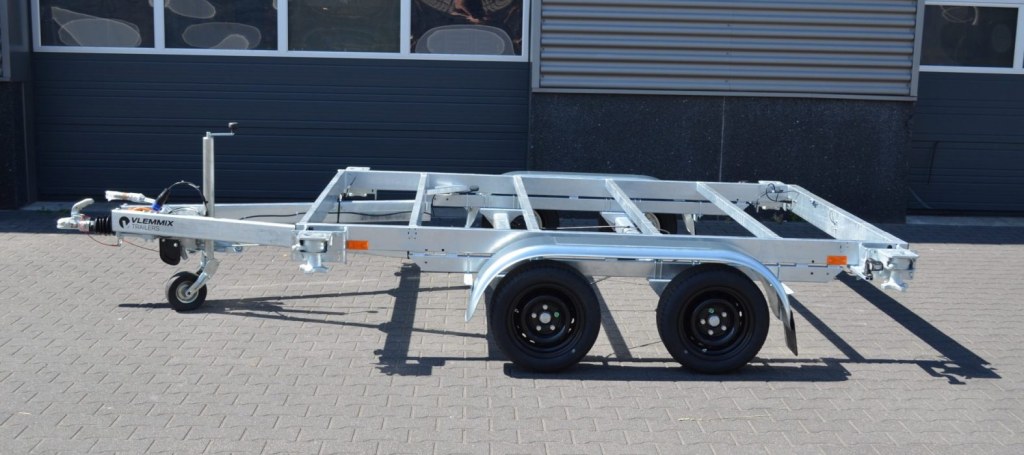 Remorque containeur 10 pieds 2 x essieu 1350 kg (photo)