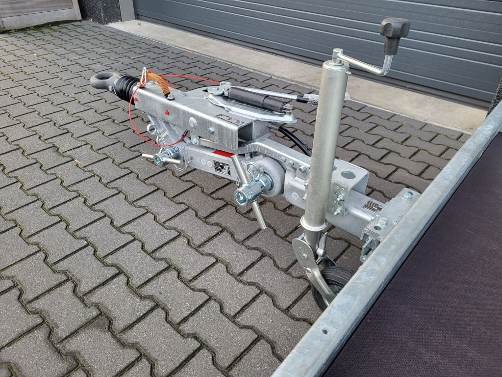 Timon réglable avec compensateur gaz 3500kg (tete de lapin ou anneau BNA 68mm) (photo)