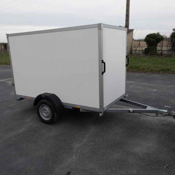 Fourgon - 2m57 x 1m51 x 1m80 1 x essieu 750 kg (photo)