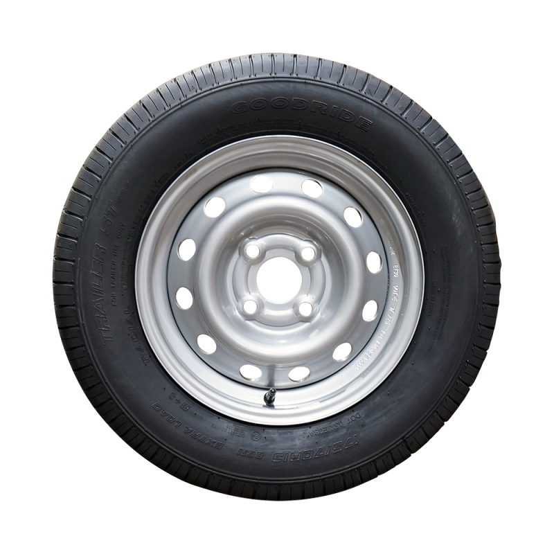 pneu + roue 175/70 R13 ST290 M+S 4½Jx13H2 ET30 57/100/4 86 N (photo)