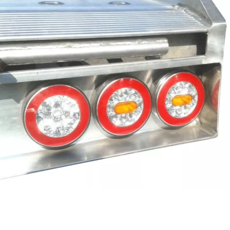 feu arrière LED baïonnette à 5 pôles universel à gauche et à droite (universel) 12/24V Lavaflow (photo)