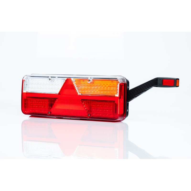 feu arrière LED connecteur AMP 7 PIN droit 9/36V Lavaflow (photo)