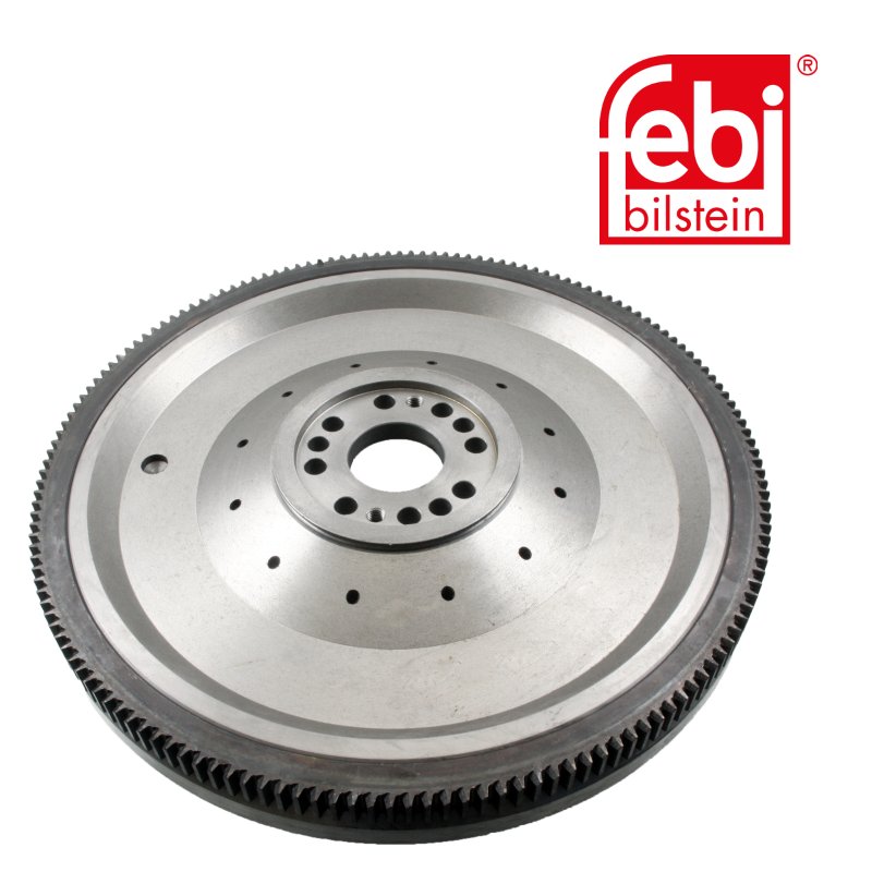Volant-moteur avec couronne de démarreur