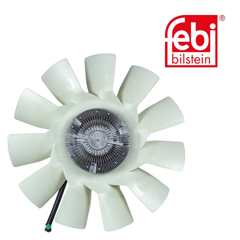 Embrayage hydraulique avec ailettes de ventilateur