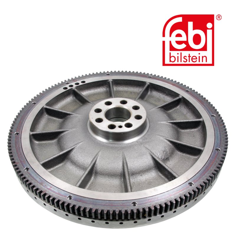 Volant-moteur avec couronne de démarreur
