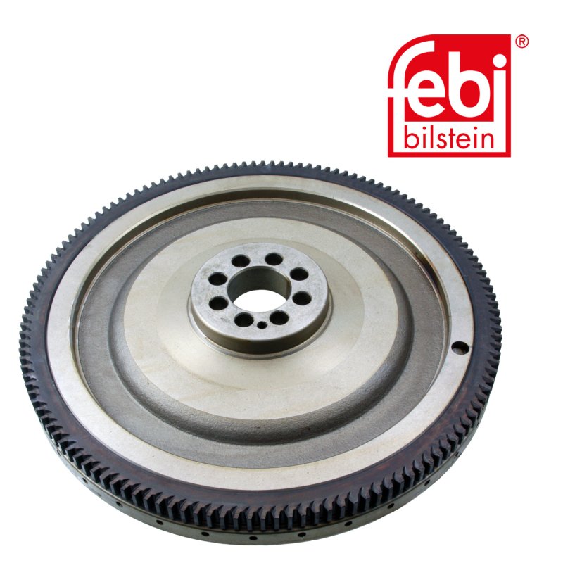 Volant-moteur avec couronne de démarreur
