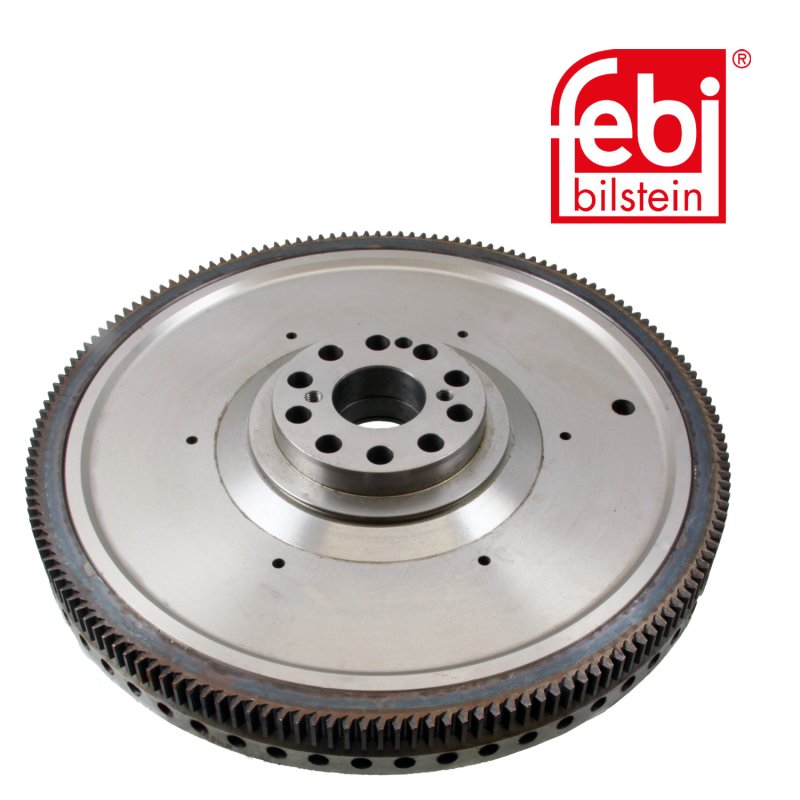 Volant-moteur avec couronne de démarreur