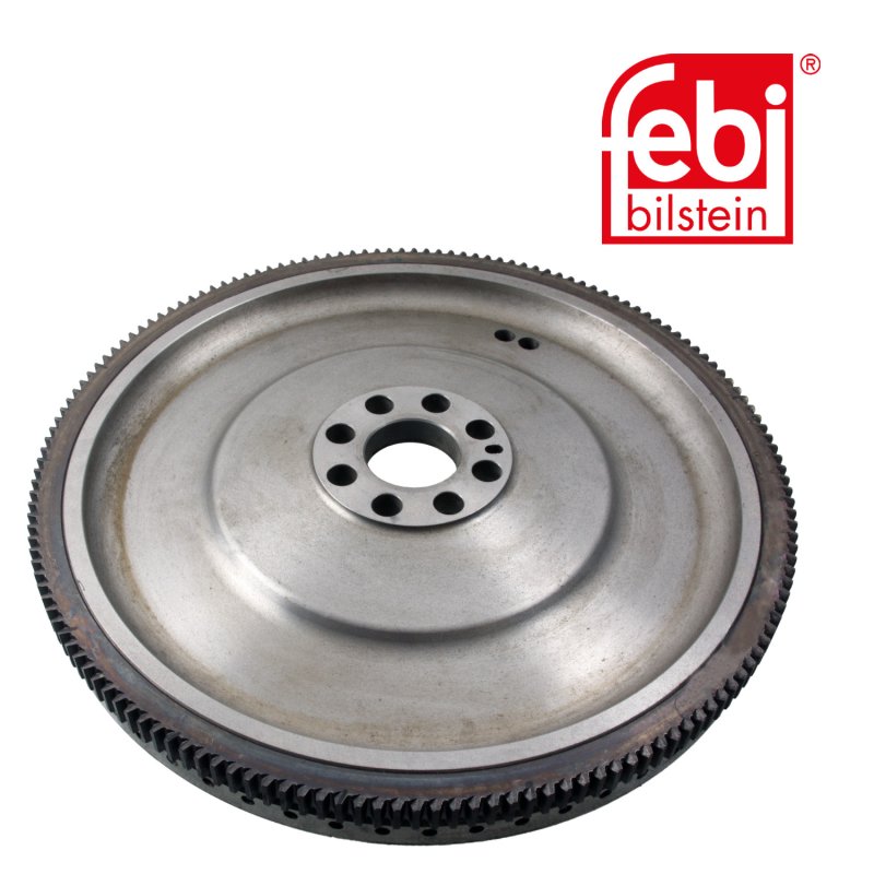 Volant-moteur avec couronne de démarreur