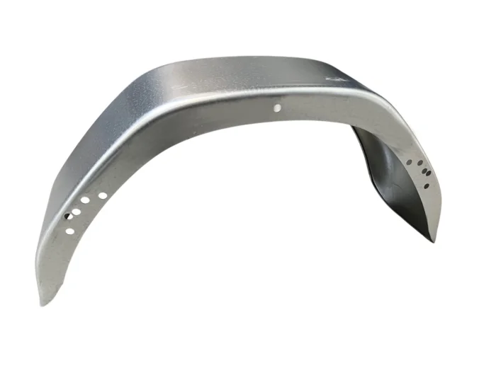 Garde boue arrondi galvanisé 13 pouces 750x200x350 mm