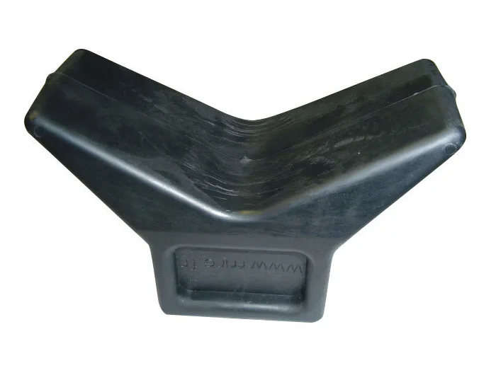 Butee d'étrave noire 160x100x77 mm