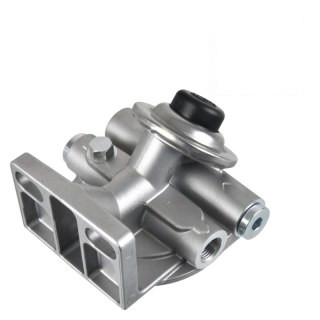 Pompe alimentation de carburant avec support et couvercle de carter de filtre
