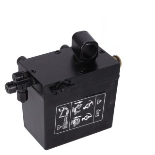 Pompe hydraulique pour dispositif de basculement de cabine avant